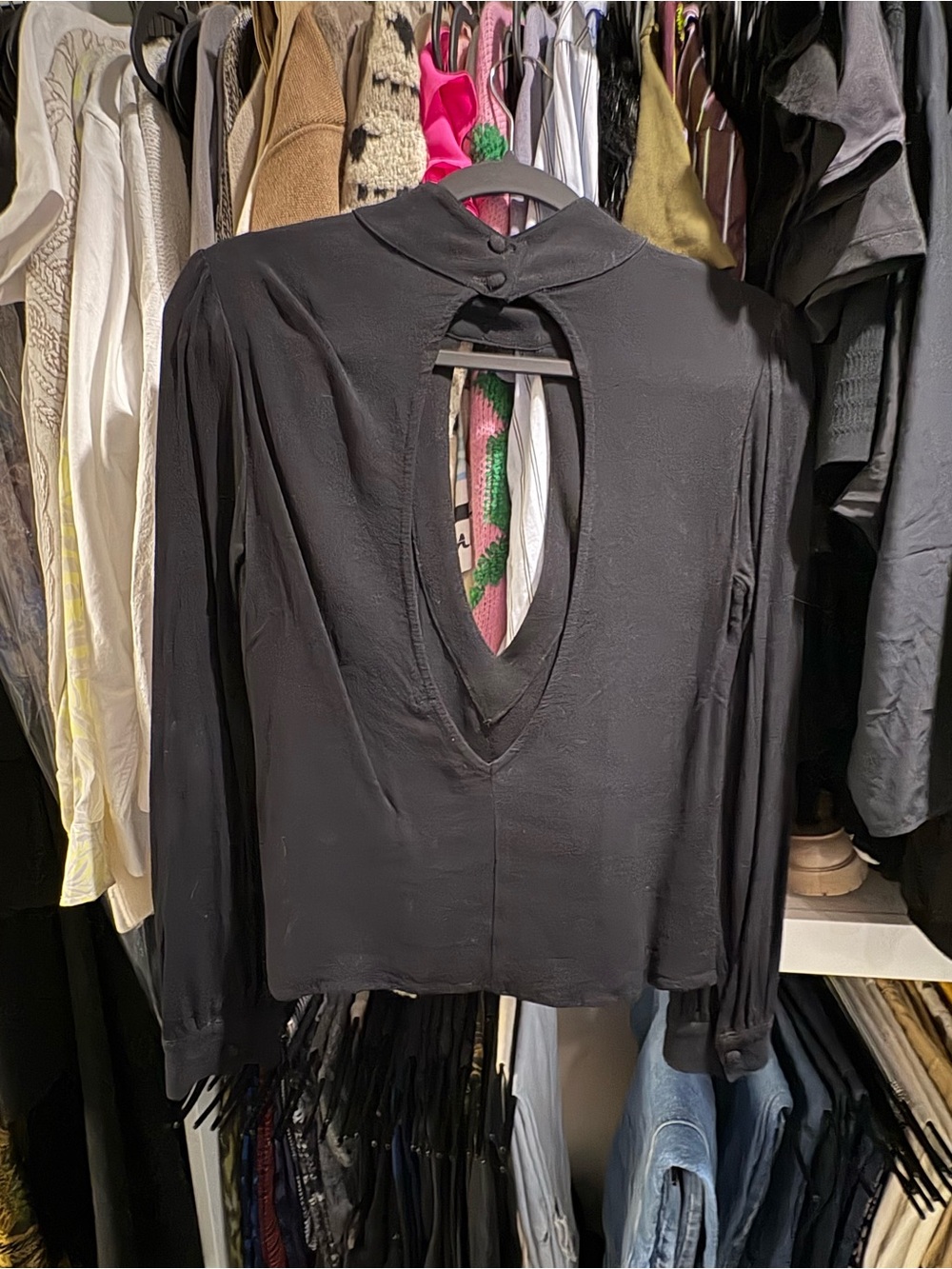 Flynn Skye Black Long-Sleeve Keyhole Blouse